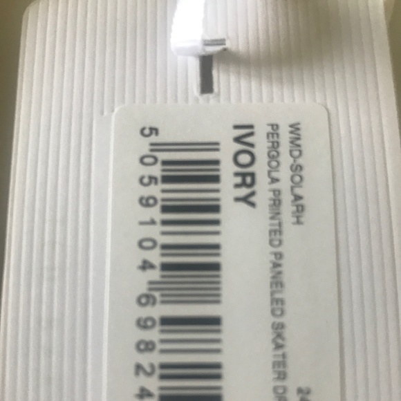 Ted Baker dress - Picture 2 of 4